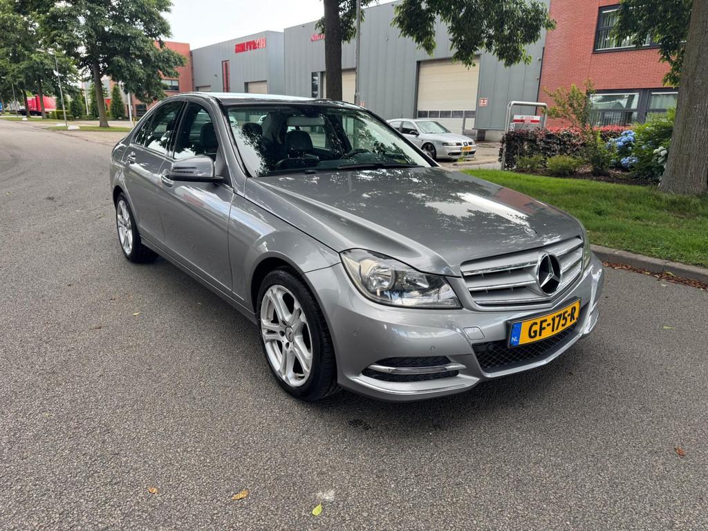 Mercedes-Benz C-klasse 180 Edition AUTOMAAT NAVI APK NAP, Auto's, Achterwielaandrijving, Leder en Stof, 1595 cc, Sedan