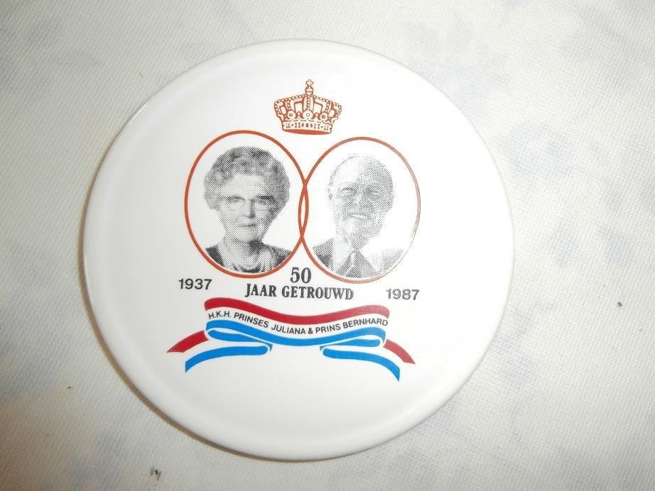 Tegeltje , Juliana en Bernard 50 jaar getrouwd, Ophalen of Verzenden, Zo goed als nieuw