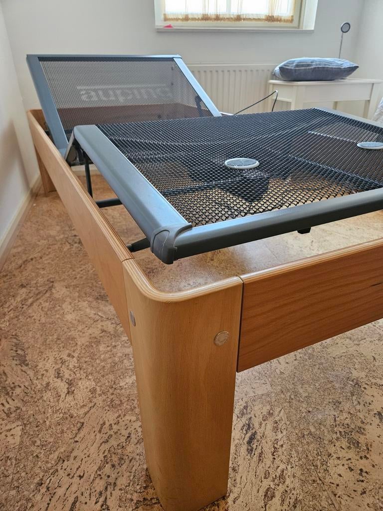 Auping Eenp. senioren bed met elektrische lattenbodem, 90 cm, Eenpersoons, Bruin, Ophalen of Verzenden