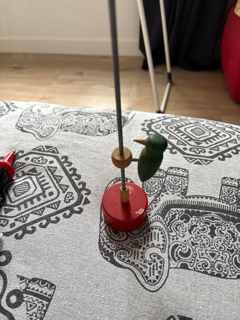 Antieke houten vogel op stok, Ophalen of Verzenden