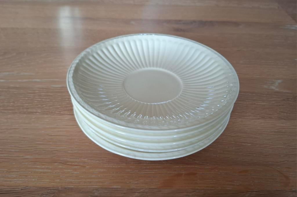 Schotel voor Theekop - Wedgwood of Etruria & Barlaston, Edme, Ophalen of Verzenden, Zo goed als nieuw, Bord(en), Wedgwood