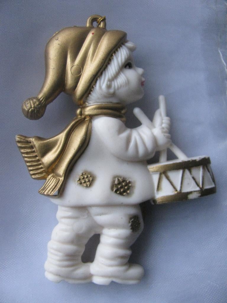 Vintage Kerst Hanger van Kunststof - Meisje met Trommel, Verzenden