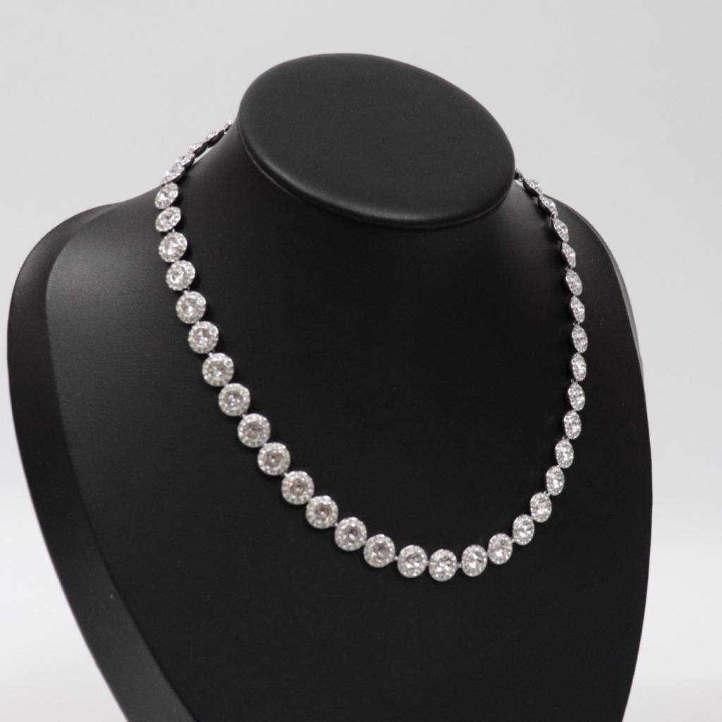 Swarovski Una Angelic Necklace - Zeer Nette Staat, Swarovski, Gebruikt, Support@swarovski.com, Swarovski Platz 1
A-6112 Wattens
Austria