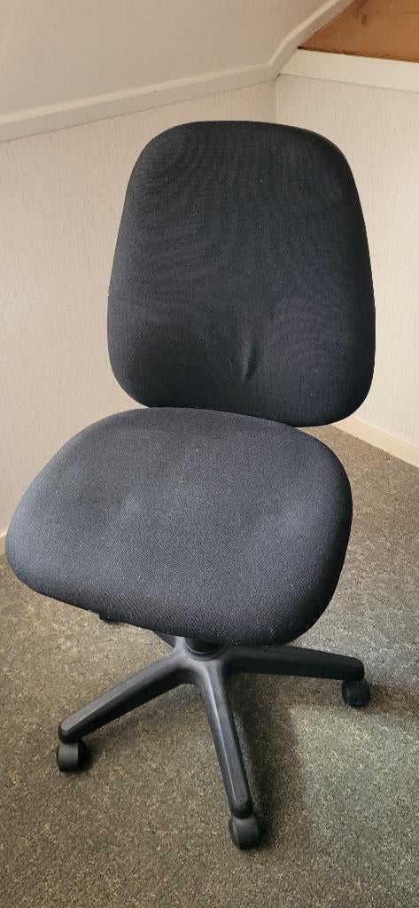 Bureaustoel, Huis en Inrichting, Ophalen, Gaming bureaustoel, Gebruikt, Zwart