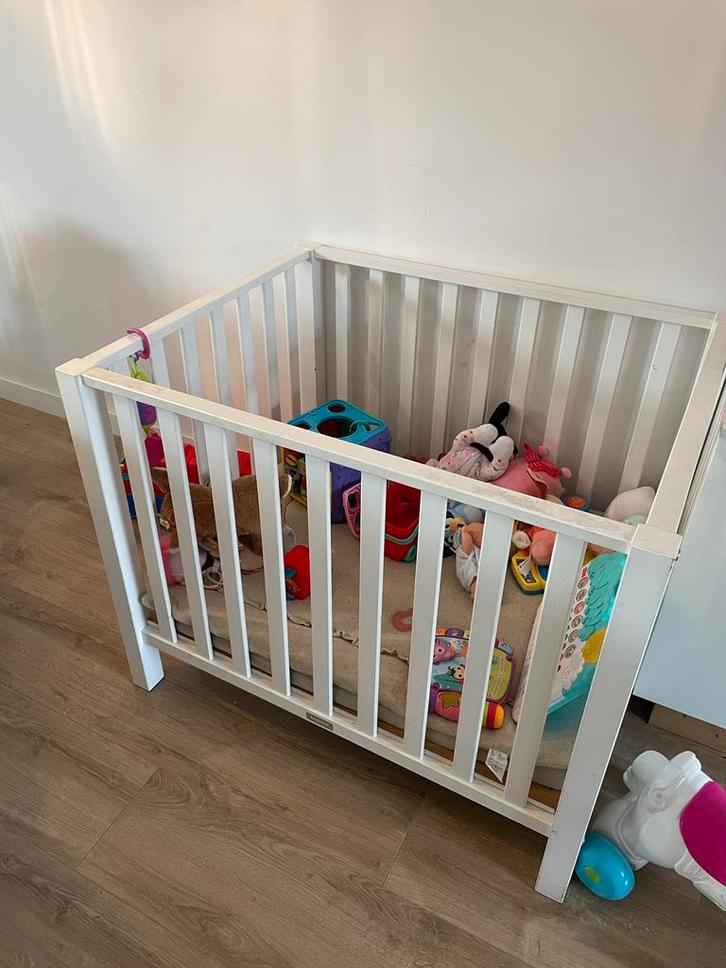 Box gratis af te halen, Kinderen en Baby's, Boxen, Gebruikt, Vierkant, Ophalen