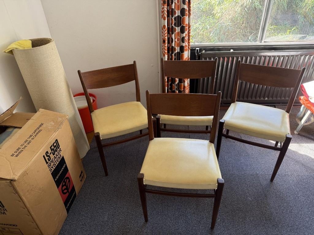 4 eetkamerstoelen vintage, Huis en Inrichting, Stoelen, Ophalen, Gebruikt, Wit, Vintage