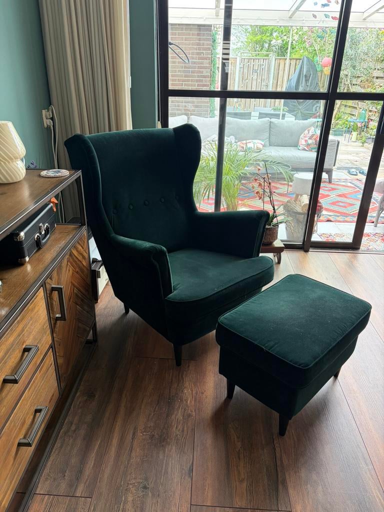 Mooie oor fauteuil met voetenbankje, Huis en Inrichting, Fauteuils, Ophalen, 75 tot 100 cm, 75 tot 100 cm, Landelijk