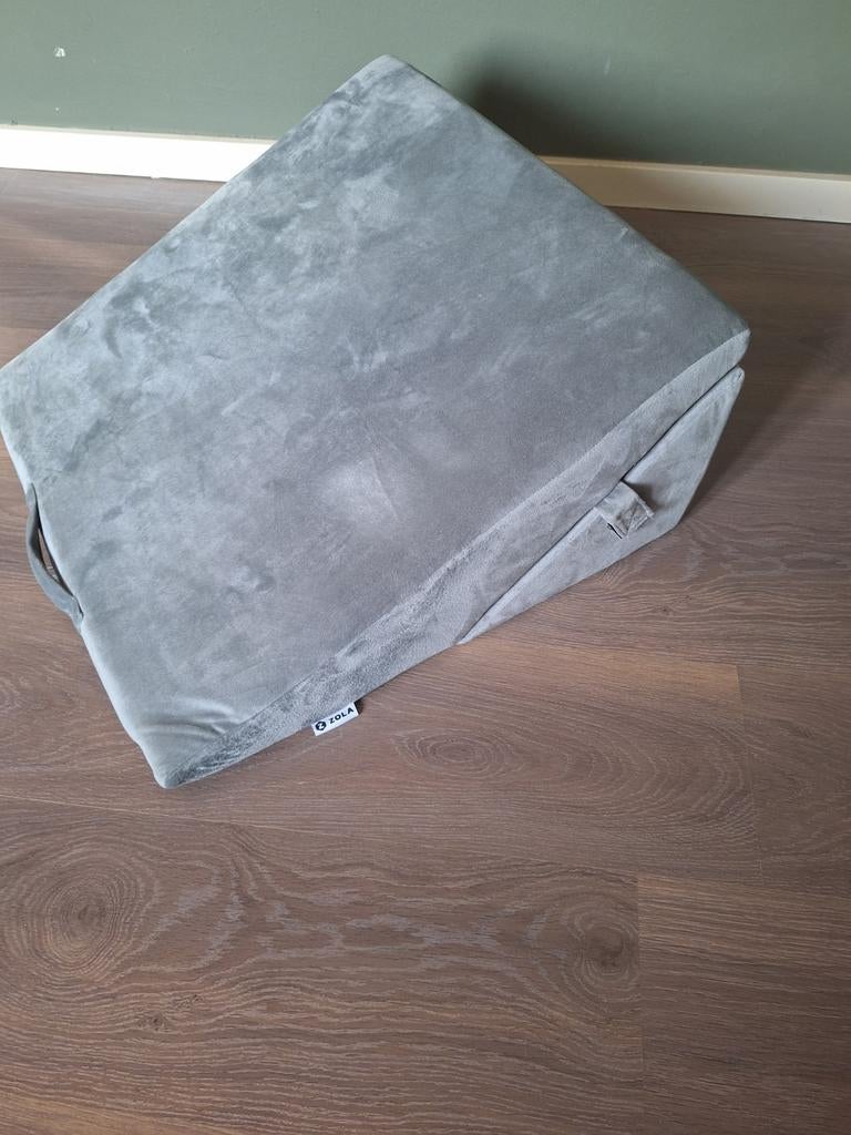 Orthopedisch wigkussen van het merk Zola, Ophalen, Zo goed als nieuw, Eenpersoons, Kussen