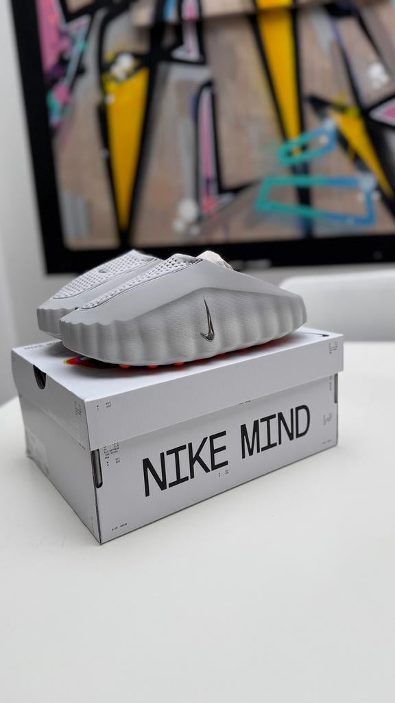 Nike Mind 001 grijs Slippers - Nieuw in doos!, Ophalen of Verzenden, Nieuw, Overige kleuren, Slippers