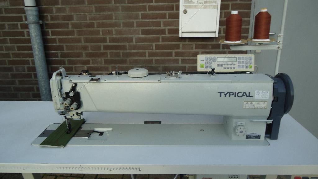 Industrie Machine Typical 3 Voudig Transport lange arm 65 cm, Overige merken, Gebruikt, Ophalen of Verzenden, Naaimachine