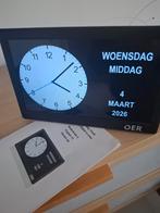 OER Dementieklok - Kalenderklok voor Senioren - Digitaal, Huis en Inrichting, Ophalen, Zo goed als nieuw