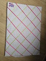 IKEA Prikbord bekleed met stof en elastiek (meisjeskamer), Ophalen