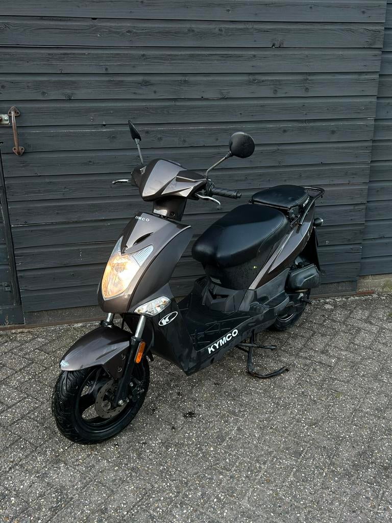 Kymco Agility 50 2017 45km/u Geel kenteken, Fietsen en Brommers, Scooters | Kymco, Gebruikt, Maximaal 45 km/u, 49 cc, Ophalen of Verzenden