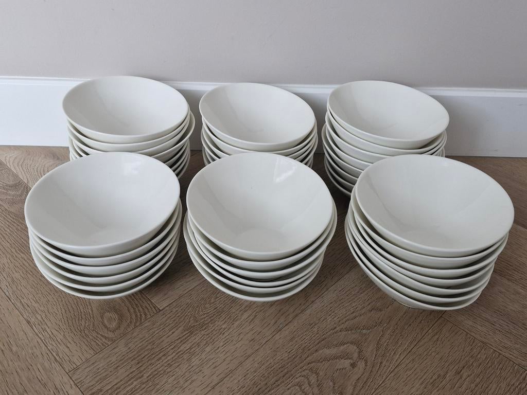 Porseleinen schaaltjes, Ophalen of Verzenden, Overige stijlen, Porselein, Schaal of Schalen