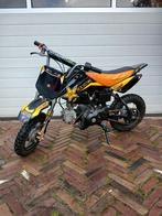 ⚠️50cc️⚠️4takt⚠️automaat️⚠️start️⚠️⚠️goed️⚠️lekt️⚠️niet, Fietsen en Brommers, Gebruikt, Overige typen, 50 cc, Ophalen