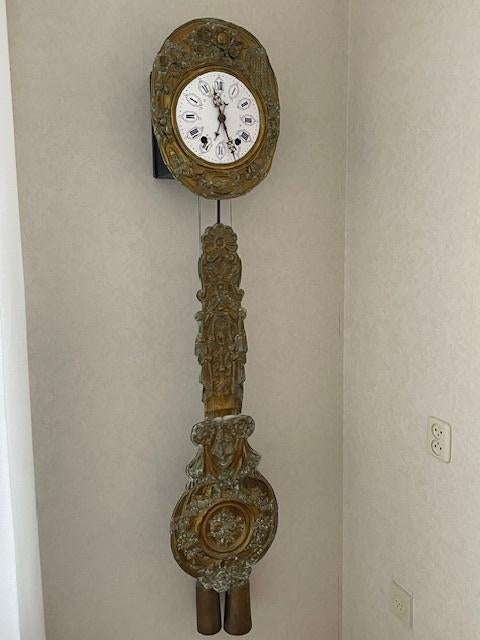 Comtoise klok, begin 20e eeuw, Ophalen