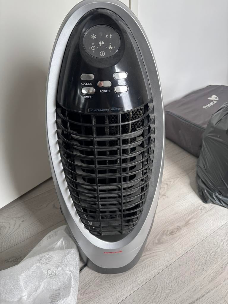 Honeywell luchtkoeler/waterkoeler, Ophalen, Gebruikt, Torenventilator