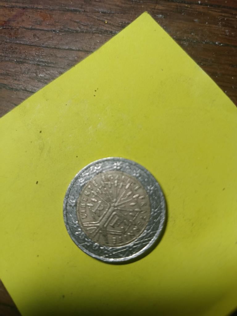 Zeldzame 2 Euro munt Frankrijk 2010, Postzegels en Munten, Ophalen of Verzenden, Frankrijk, 2 euro, Losse munt