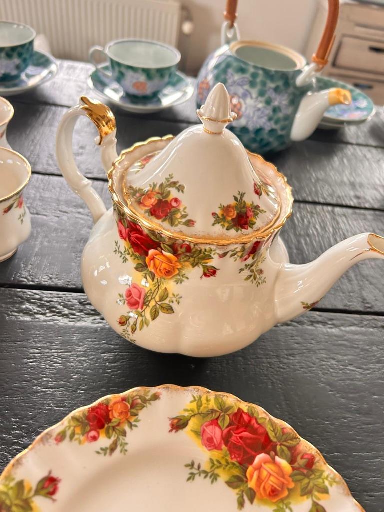 Royal Albert Servies, Ophalen