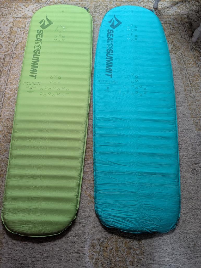 2 stuks zelfopblazende matjes Seatosummit, Caravans en Kamperen, Luchtbedden, Ophalen of Verzenden