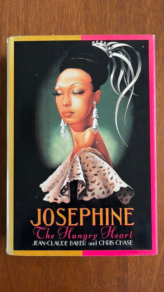 Josephine Baker engelstalige biografie, Ophalen of Verzenden, Gelezen