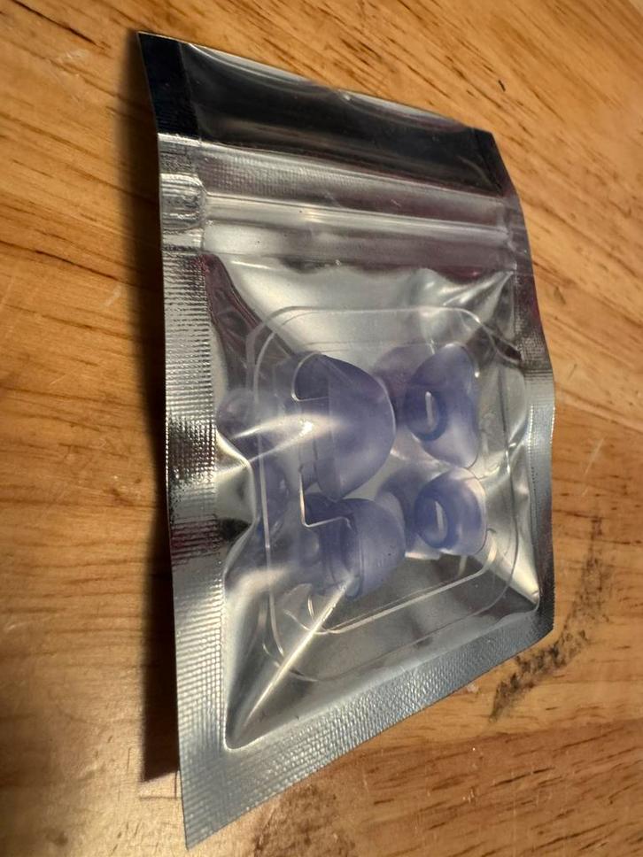 Nieuw Tips Apple AirPods voor oordopjes, Telecommunicatie, Mobiele telefoons | Oordopjes, Nieuw, Ophalen of Verzenden