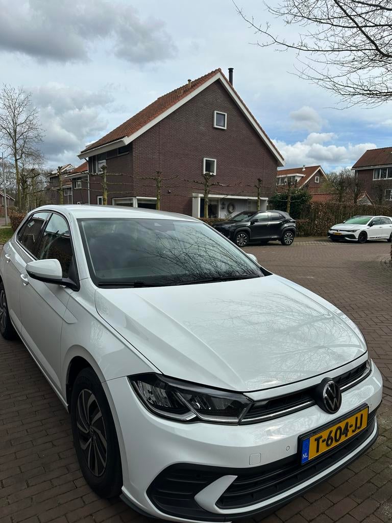 Volkswagen Polo 1.0 TSI 95pk 2023 Wit, Auto's, Volkswagen, Voorwielaandrijving, Origineel Nederlands, Handgeschakeld, 19 km/l