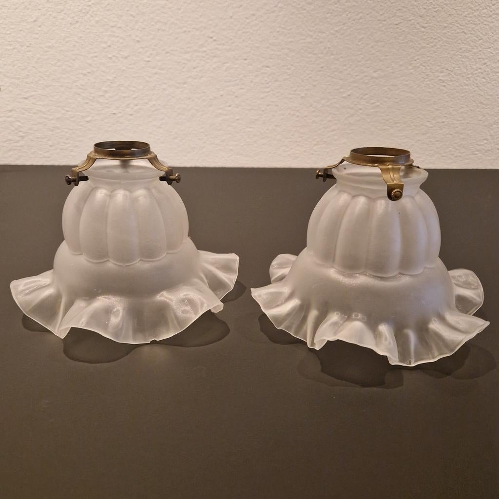 Vintage glazen lampenkapjes, Ophalen, Wit, Rond, Zo goed als nieuw