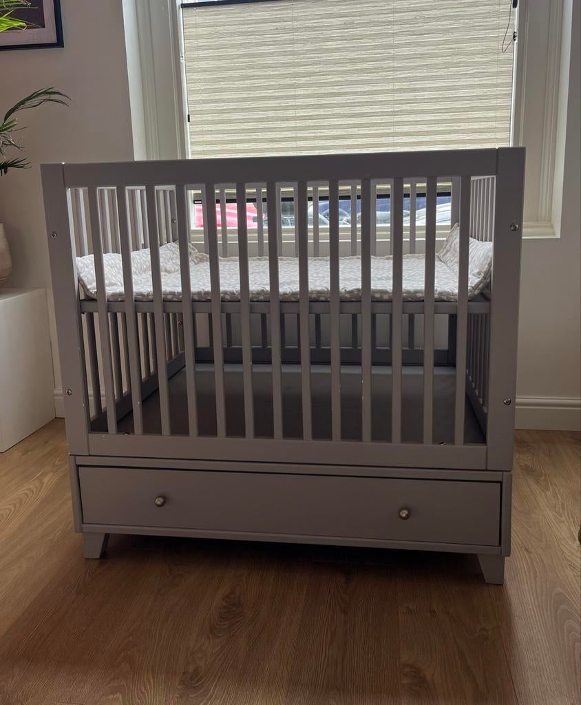 GRATIS Vandaag afhalen - Grijze box met lade, Kinderen en Baby's, Ophalen, Zo goed als nieuw, Overige typen