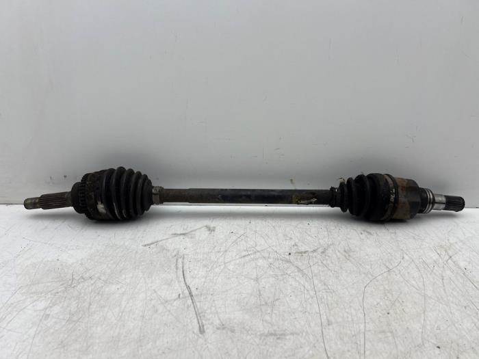 Aandrijfas links-voor van een Suzuki Alto, Auto-onderdelen, Remmen en Aandrijving, Gebruikt, -, -, Ophalen of Verzenden