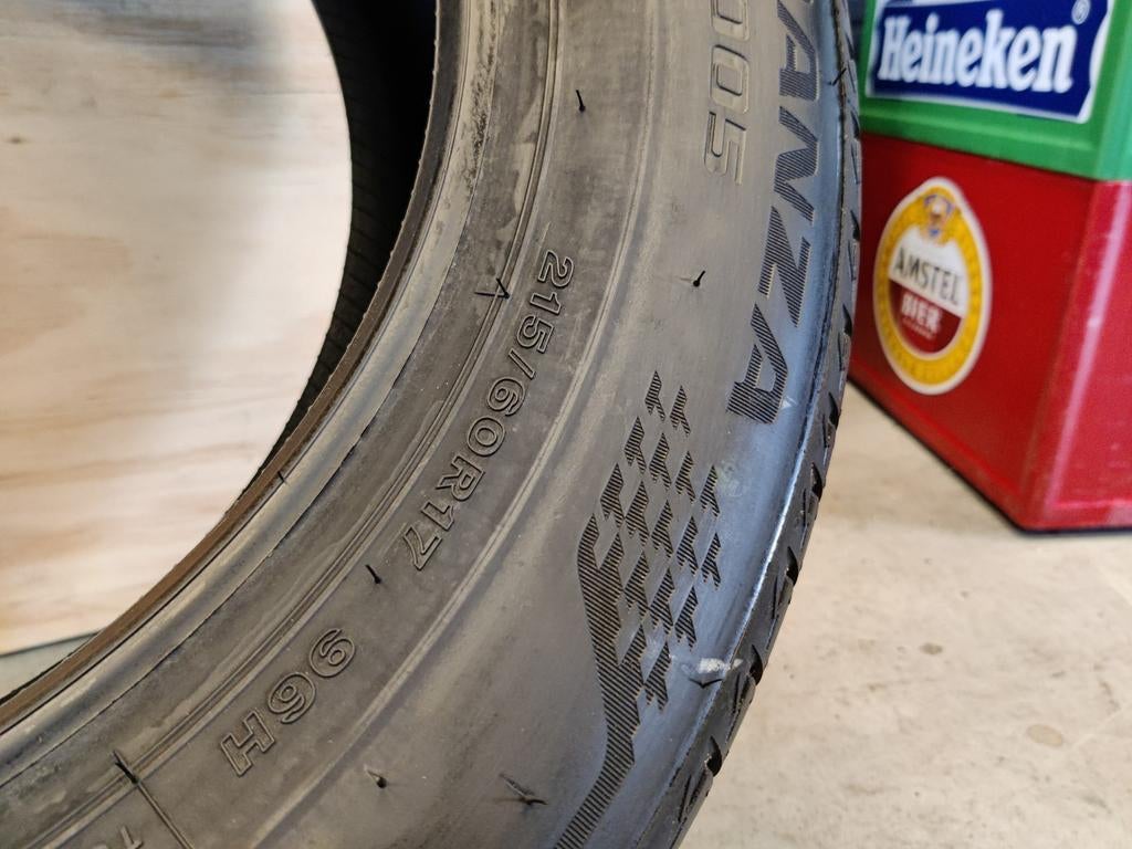 2x 215/60R17 Bridgestone Zomerbanden Demo/nieuw, Auto-onderdelen, Banden en Velgen, 215 mm, 6121PD, 17 inch, Ophalen of Verzenden