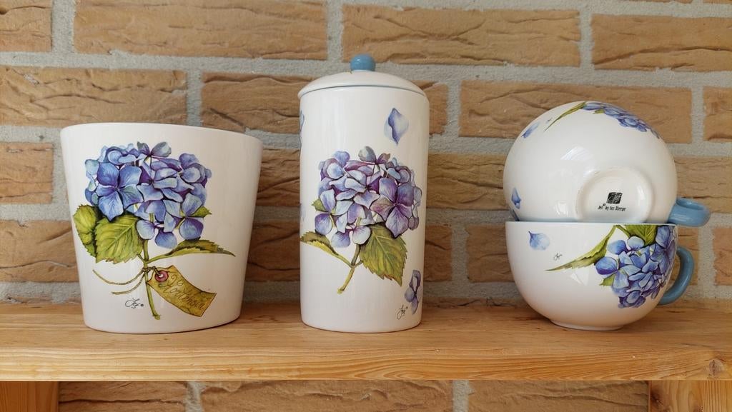 Jet by ter Steege Hortensia serviesdelen, Huis en Inrichting, Keuken | Servies, Ophalen, Zo goed als nieuw, Keramiek, Overige stijlen