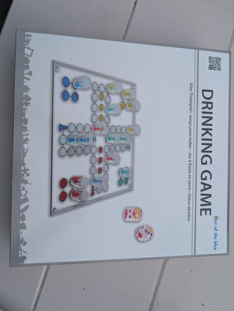 Glazen mens erger je niet spel (drinking game), Ophalen of Verzenden