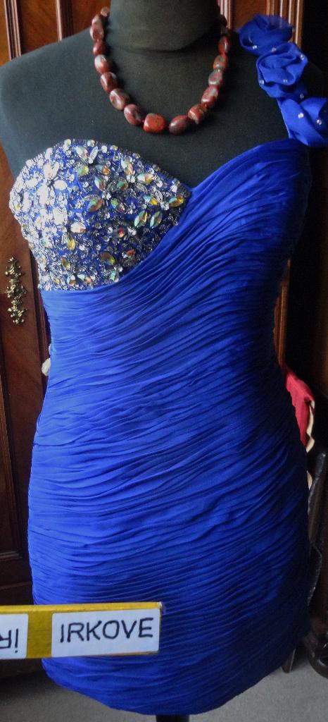 TOPPER VOOR EEN FEEST! * NIEUW * Maat XS * UITVERKOOP !, Verzenden, Nieuw, Overige thema's, Kleding