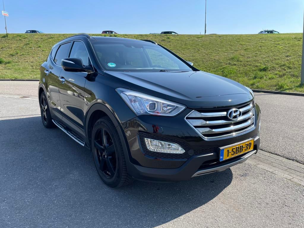 Hyundai Santa Fe 2.4 GDI 4WD 2013 Zwart, Auto's, Hyundai, Santa Fe, Beige, 2359 cc, 2500 kg