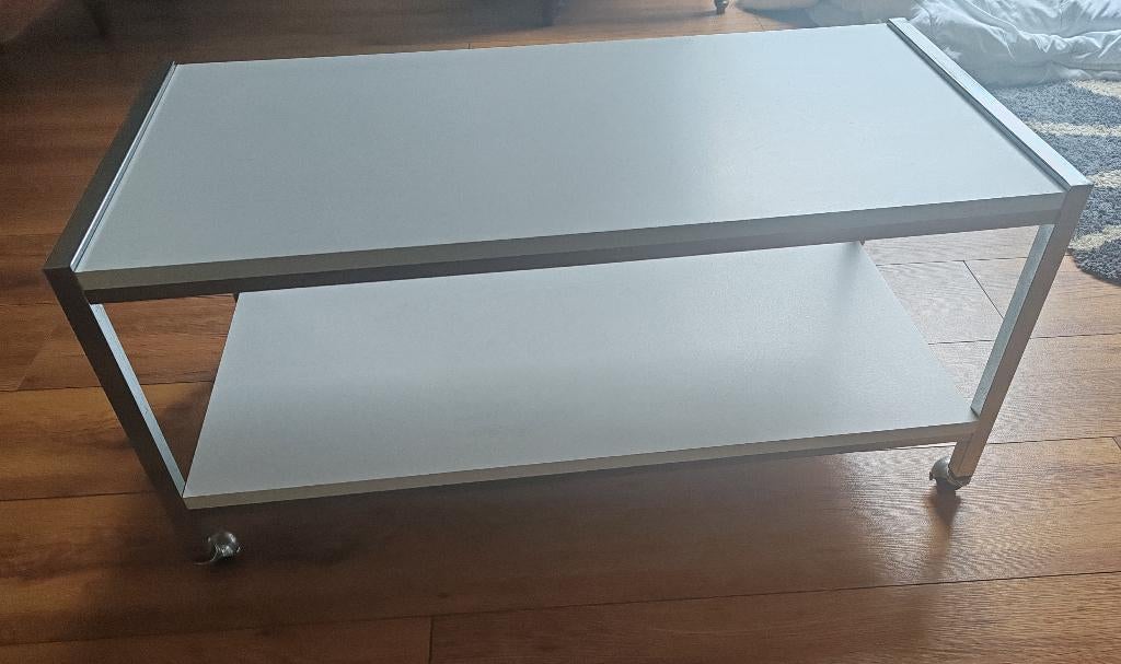 Stevige Tv tafel, verrijdbaar wit 80 x 40 x 37 cm, 50 tot 100 cm, Zo goed als nieuw, Minder dan 100 cm, 25 tot 50 cm