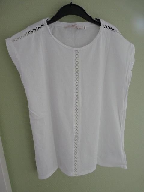 Witte aparte top van Aaiko mt S, Kleding | Dames, Tops, Zo goed als nieuw, Maat 36 (S), Wit, Zonder mouw, Ophalen of Verzenden