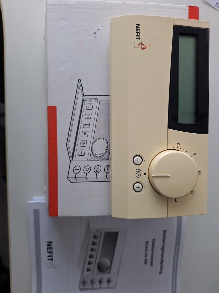 Klokthermostaat Nefit, Doe-het-zelf en Verbouw, Thermostaten, Ophalen