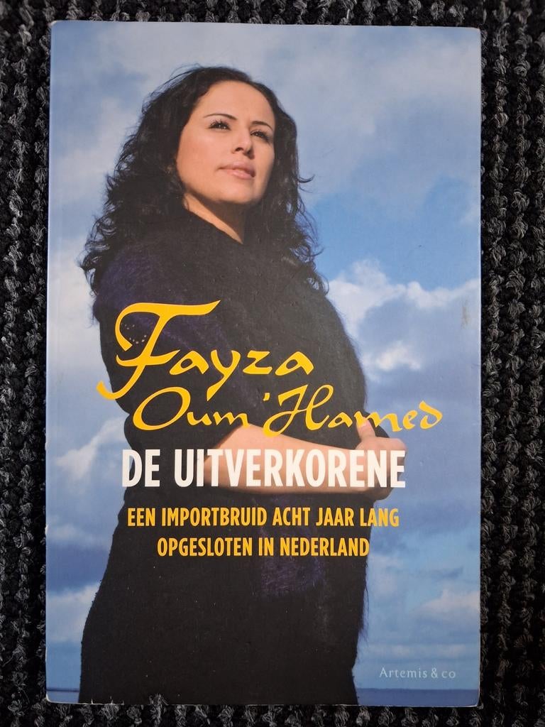 Fayza Oum'Hamed - De uitverkorene, Ophalen, Gelezen, Fayza Oum'Hamed