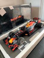 1/18 Max Verstappen 1e F1 overwinning, Hobby en Vrije tijd, Modelauto's | 1:18, Ophalen, Zo goed als nieuw, Auto, Overige merken