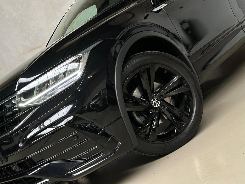 Volkswagen Tiguan 1.5 TSI R-Line / Pano / Camera /, Auto's, Volkswagen, Euro 6, 4 cilinders, 150 pk, Bedrijf