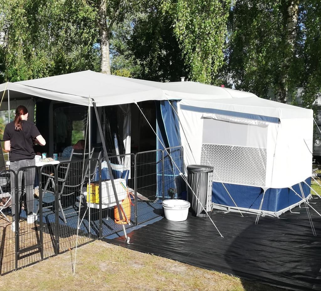 voortent met zij-uitbouw, luifel met zijwanden, Caravans en Kamperen, Voortenten en Luifels, Ophalen, Zo goed als nieuw, PVC, Overige merken