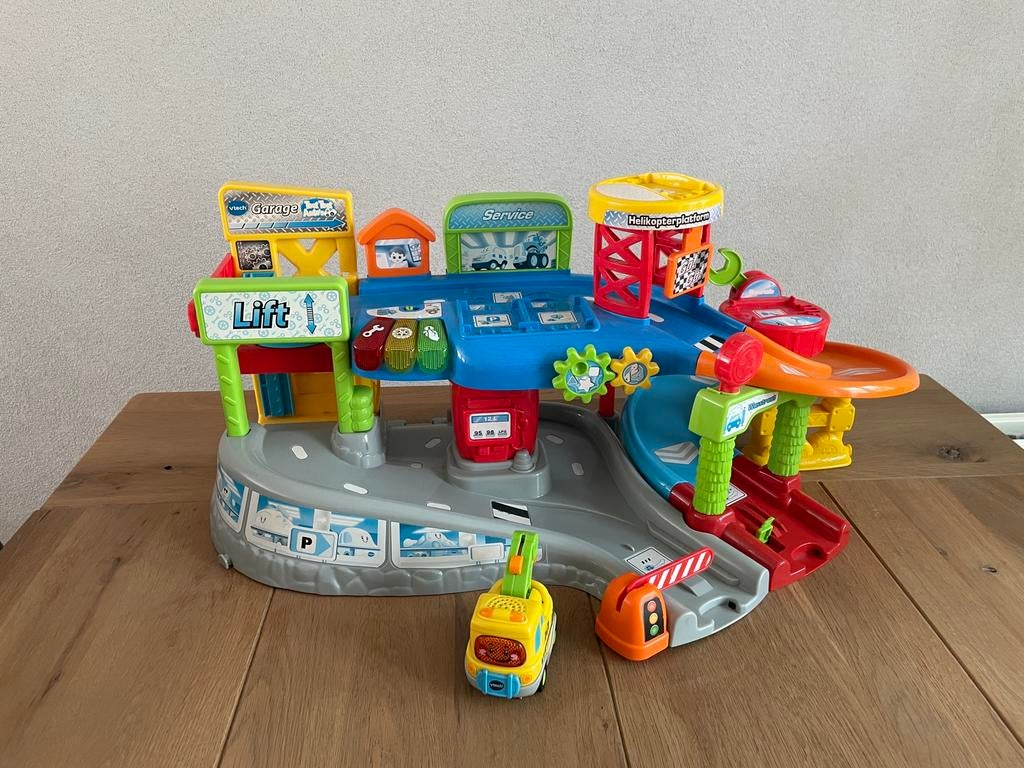 Toet toet auto garage, Ophalen of Verzenden, Gebruikt, 2 tot 4 jaar