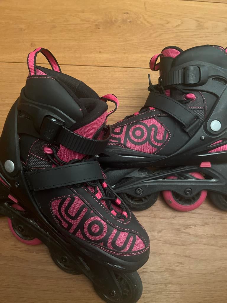 Zwart/ roze skeelers (verstelbaar), Sport en Fitness, Skeelers, Overige merken, Kinderen, Ophalen of Verzenden, Inline skates 4 wielen