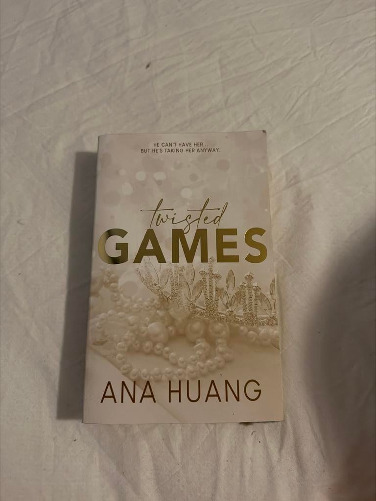 Twisted Games - Ana Huang (Engels), Boeken, Romans, Zo goed als nieuw, Europa overig, Ophalen of Verzenden