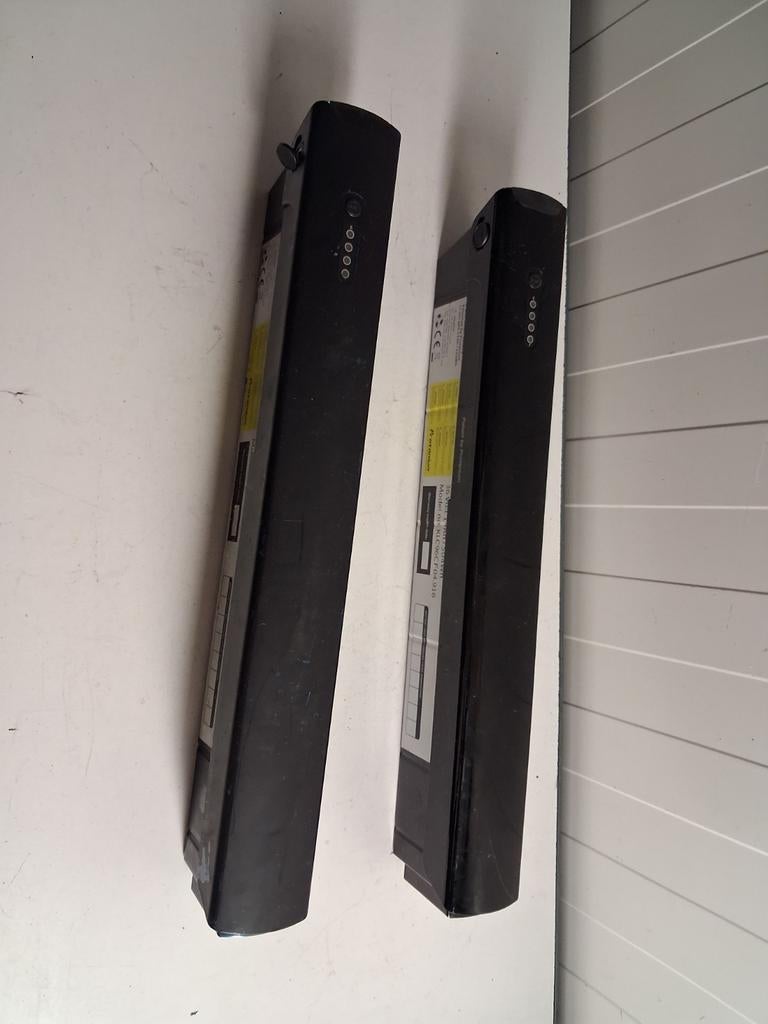 2 stuks defecte fiets accu's Protanium Inside Frame 36V, Fietsen en Brommers, Gebruikt, Protanium, Ophalen of Verzenden, Pyter jurjensstrjitte stiens.