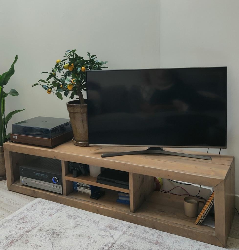 Mooi houten tv-meubel met handige vakken, Ophalen, Gebruikt, 150 tot 200 cm, Minder dan 100 cm