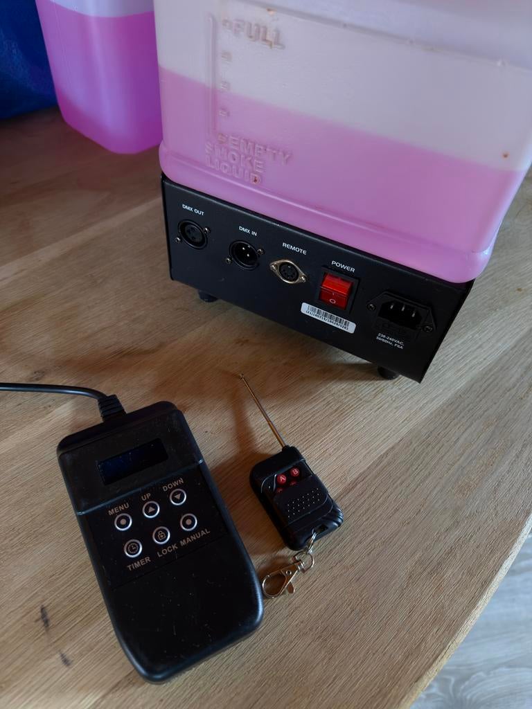 Rookmachine 1500 watt DMX - Zo goed als nieuw, Muziek en Instrumenten, Licht en Laser, Ophalen of Verzenden, Zo goed als nieuw