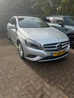Mercedes-Benz A-Klasse A180 1.6 Blue Efficiency 2014 Grijs, Voorwielaandrijving, 4 cilinders, Leder en Stof, 122 pk
