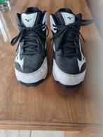 Mizuno korfbalschoenen kunst_ gras maat 38.5, Ophalen of Verzenden, Zo goed als nieuw, Schoenen